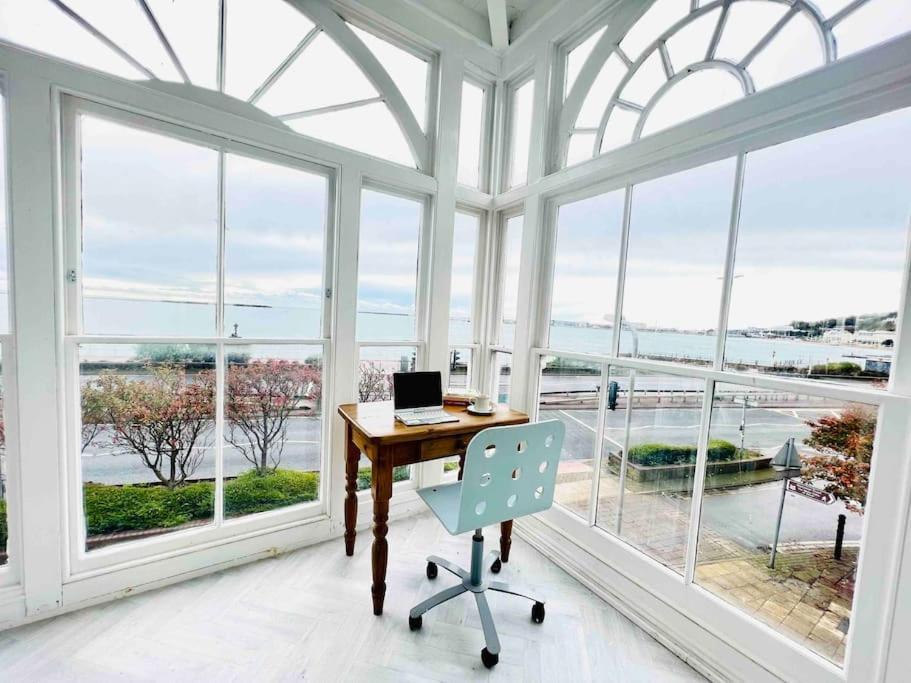 Flat 4 Marine Parade House, 1 East Cliff- Next To Dover Port, White Cliffs, Beach, Castle Eksteriør billede